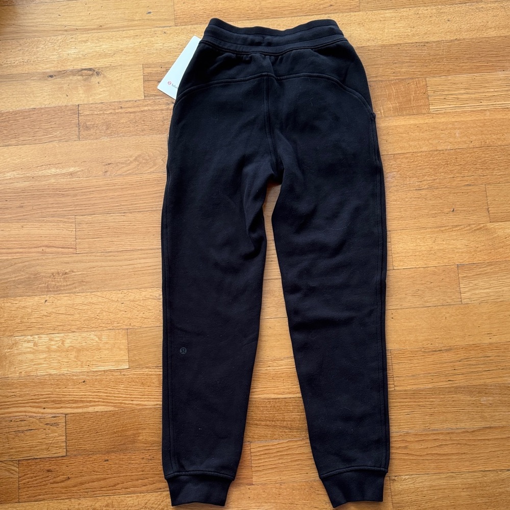 Lululemon Athletica Black Jogger Pants - Picture 4 of 5